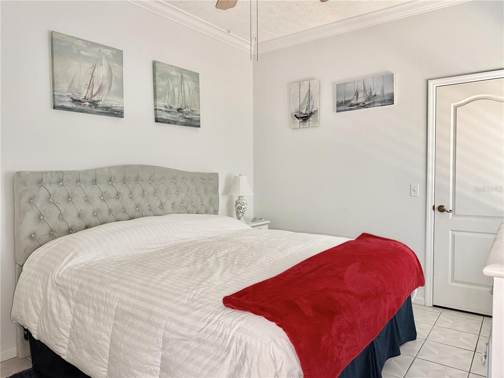 6326 N QUEENSWAY DR gallery image #38