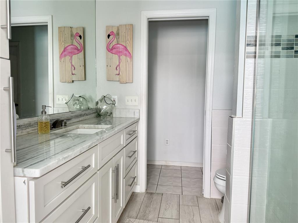 6326 N QUEENSWAY DR gallery image #41