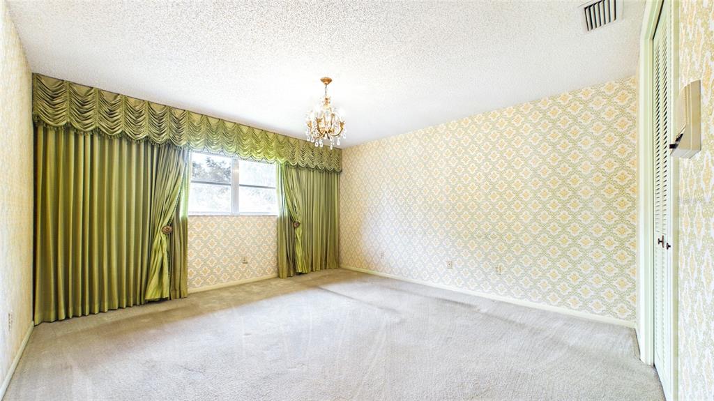 1116 N RIVERHILLS DRIVE gallery image #53