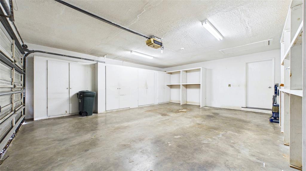 1116 N RIVERHILLS DRIVE gallery image #58