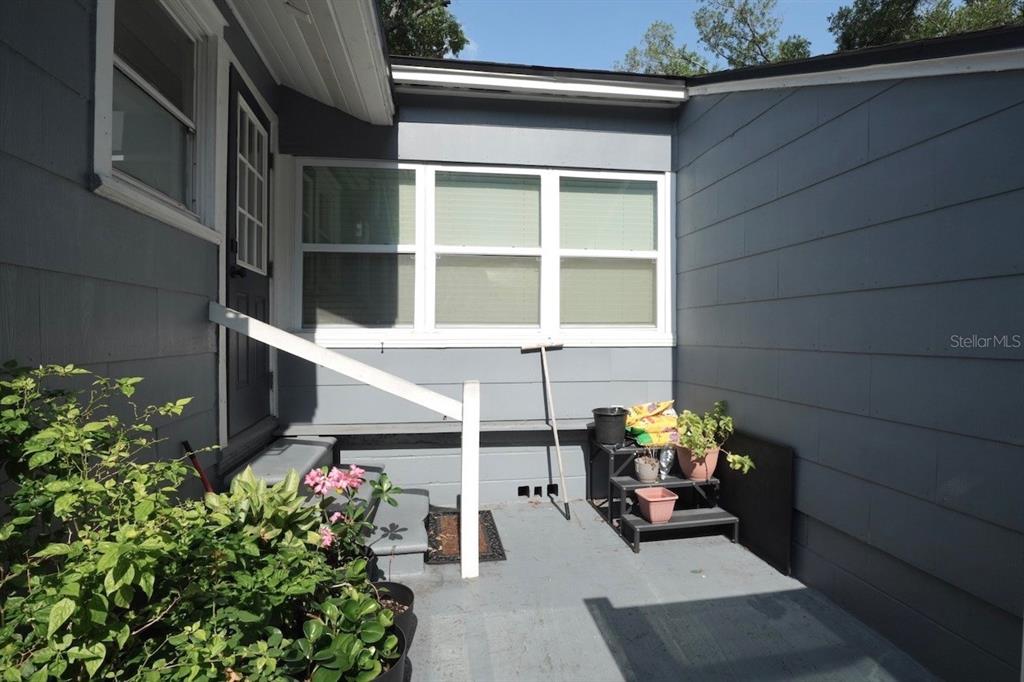 4405 N TAMPANIA AVENUE gallery image #15