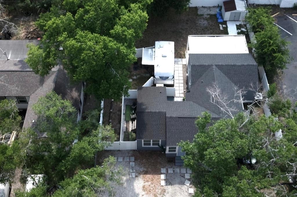 4405 N TAMPANIA AVENUE gallery image #21