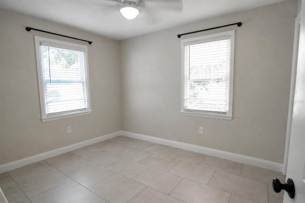 4405 N TAMPANIA AVENUE gallery image #6