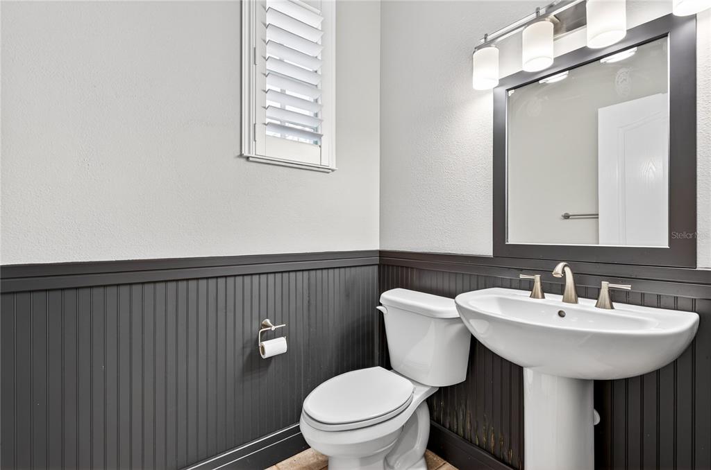 10801 SPRING MOUNTAIN PLACE gallery image #28