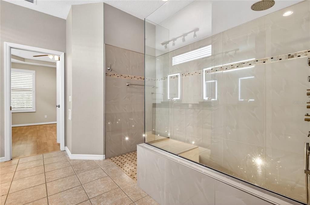 10801 SPRING MOUNTAIN PLACE gallery image #34