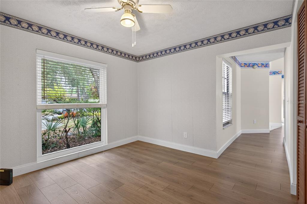 901 W RIVER DRIVE gallery image #23