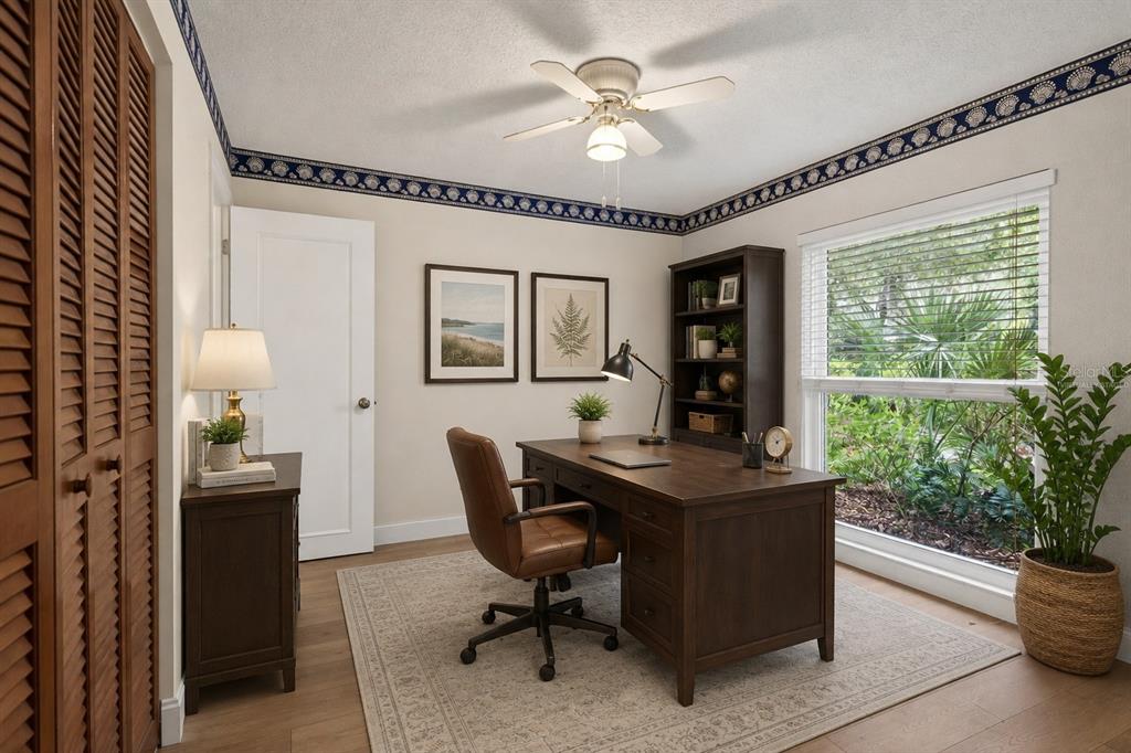 901 W RIVER DRIVE gallery image #24