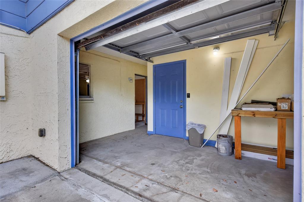 901 W RIVER DRIVE gallery image #43