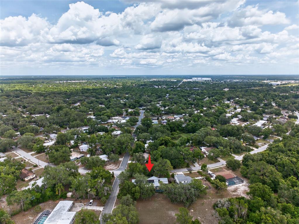 901 W RIVER DRIVE gallery image #54