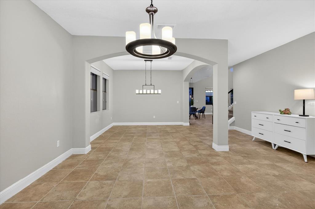 1389 HERITAGE LANDINGS DRIVE gallery image #14