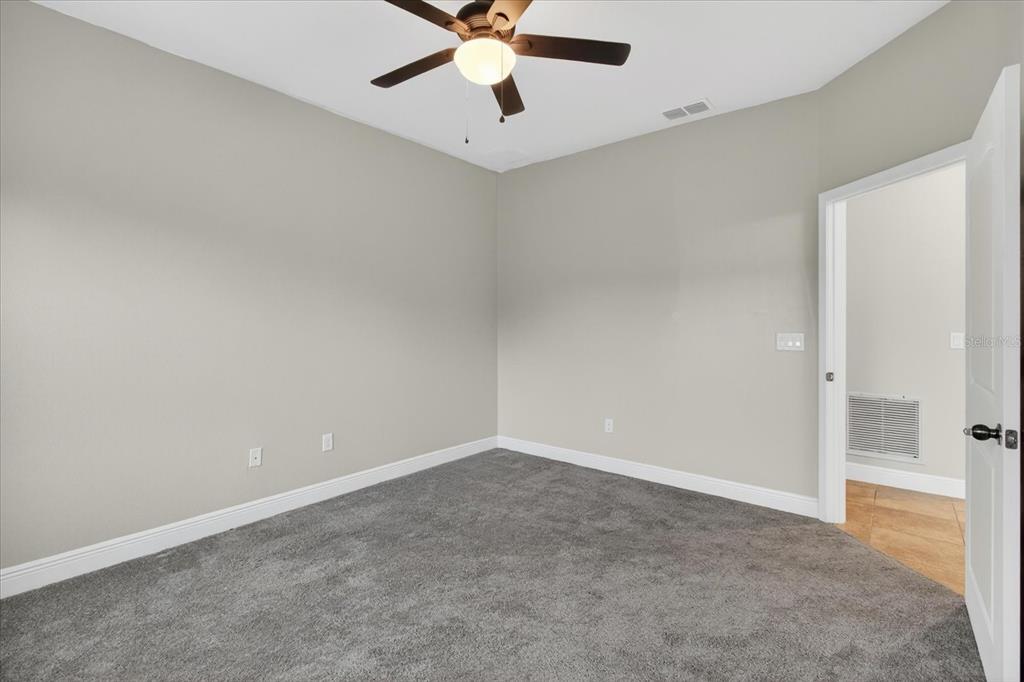 1389 HERITAGE LANDINGS DRIVE gallery image #32