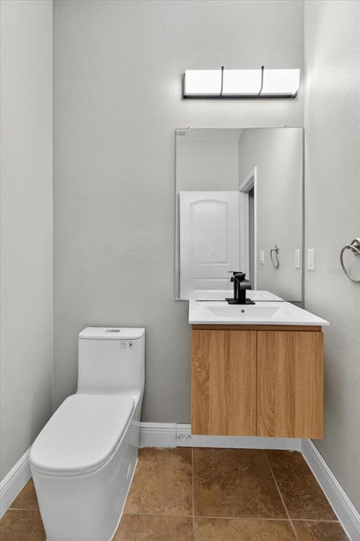 1389 HERITAGE LANDINGS DRIVE gallery image #34