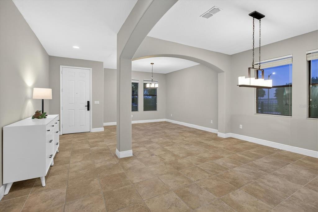 1389 HERITAGE LANDINGS DRIVE gallery image #7