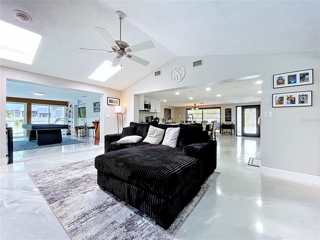 6950 SOUTHWIND DRIVE gallery image #11
