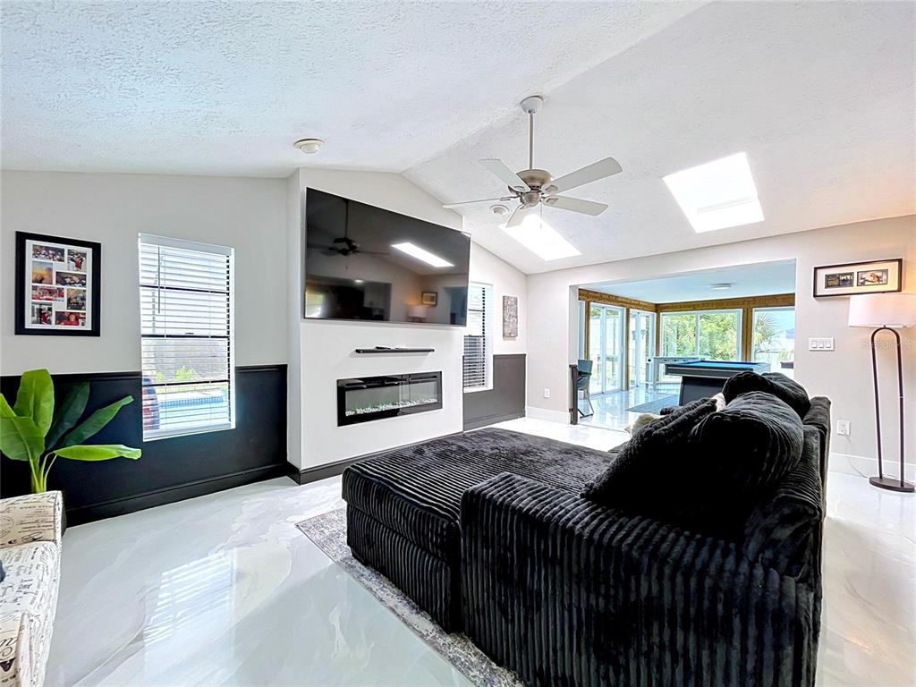 6950 SOUTHWIND DRIVE gallery image #13