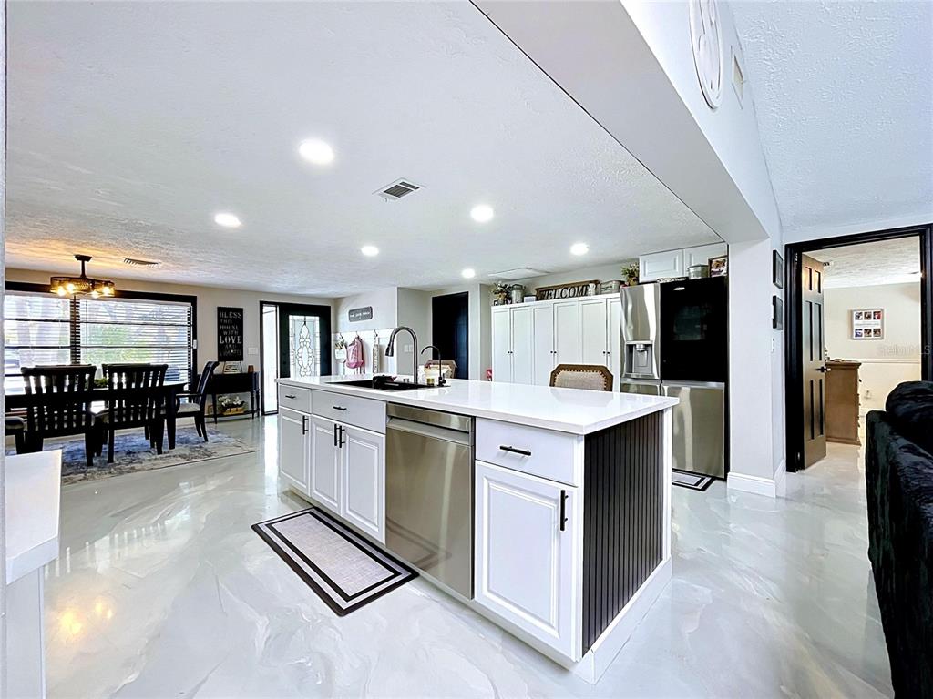 6950 SOUTHWIND DRIVE gallery image #7
