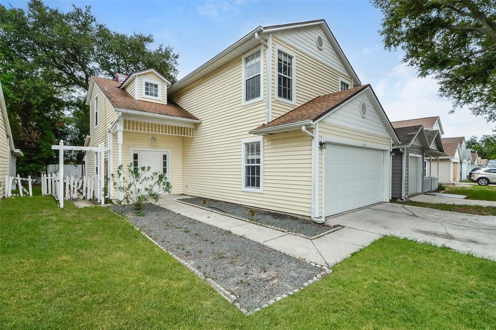 6730 BRITTANY CHASE COURT gallery image #3