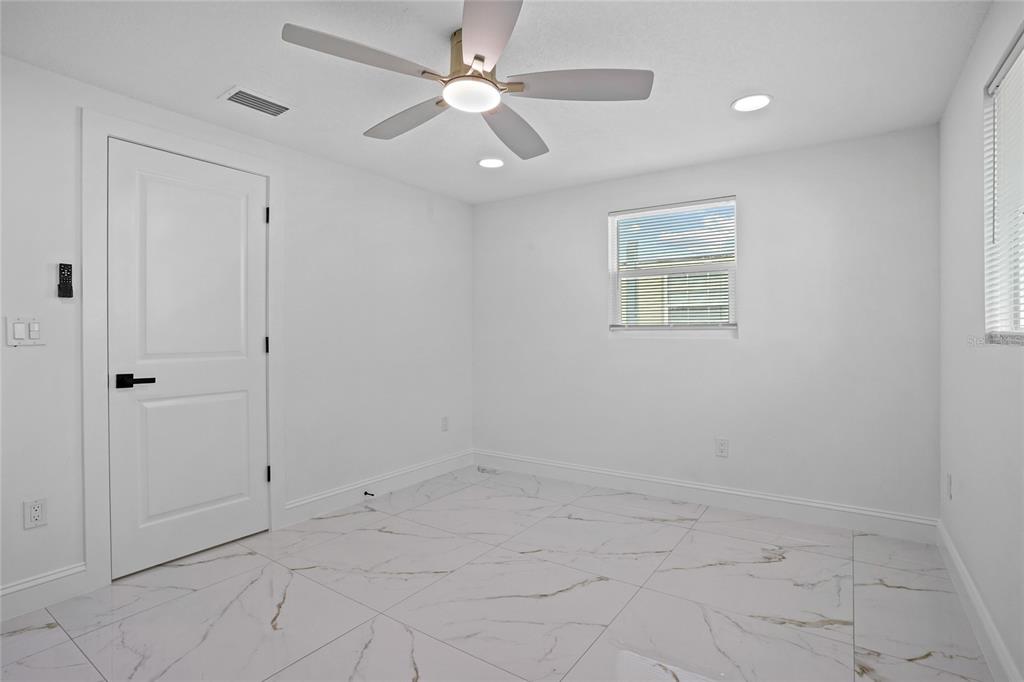 6400 MONTANA AVENUE gallery image #17