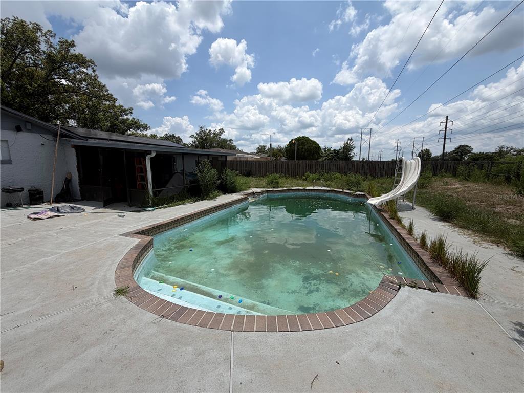 4614 LEMANS DRIVE gallery image #4