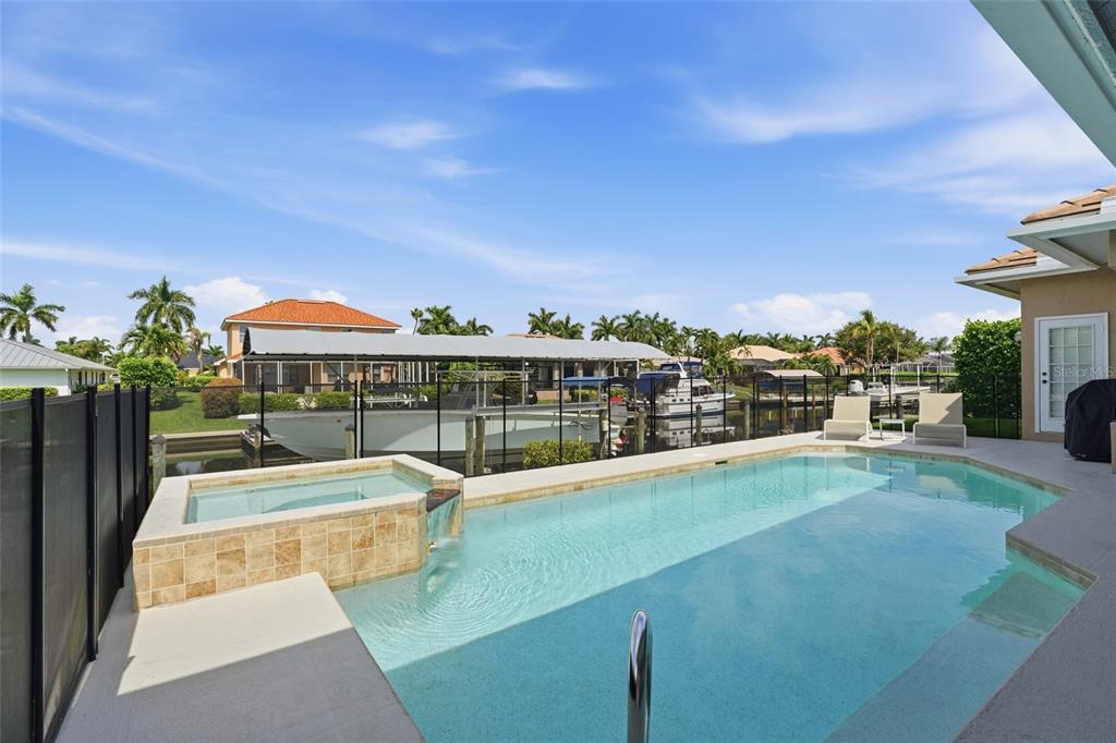 5020 SW 8TH PLACE gallery image #2