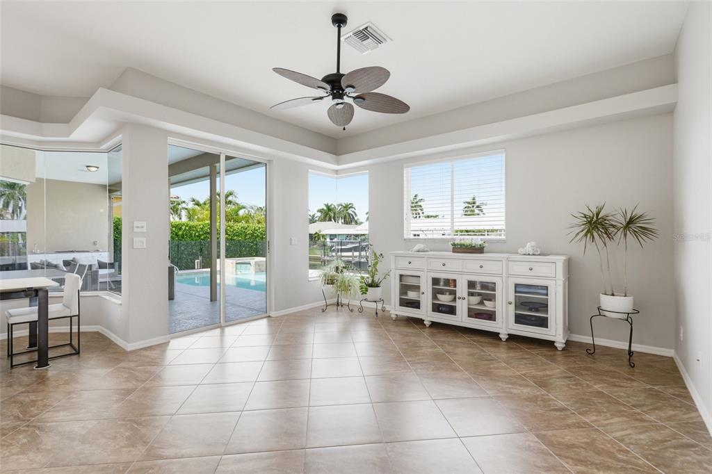 5020 SW 8TH PLACE gallery image #21