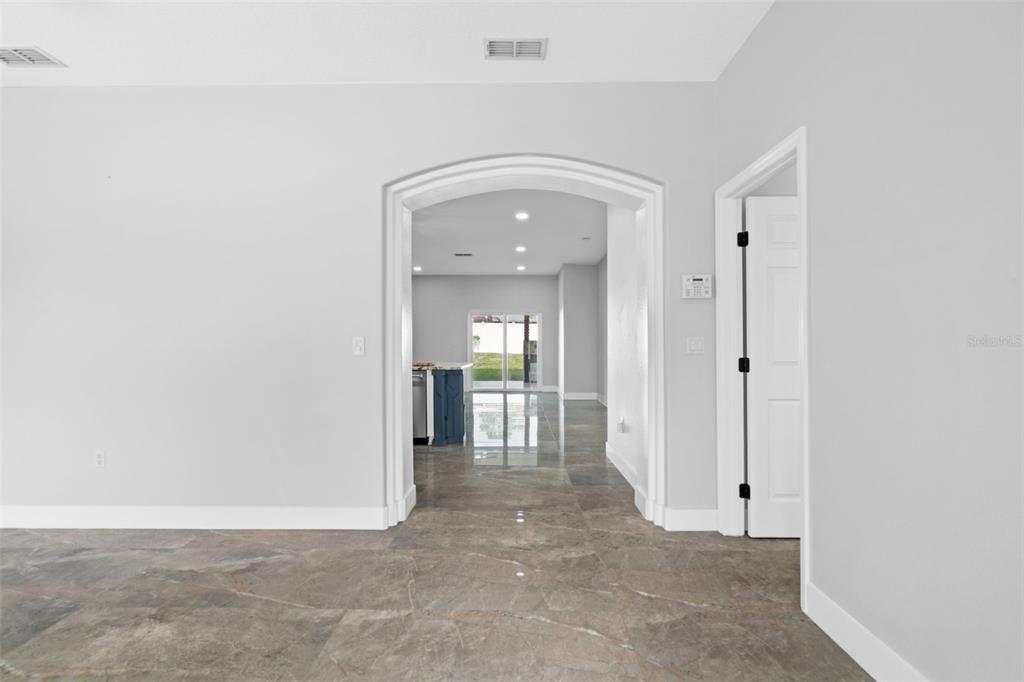 3059 HOBAN AVENUE gallery image #9