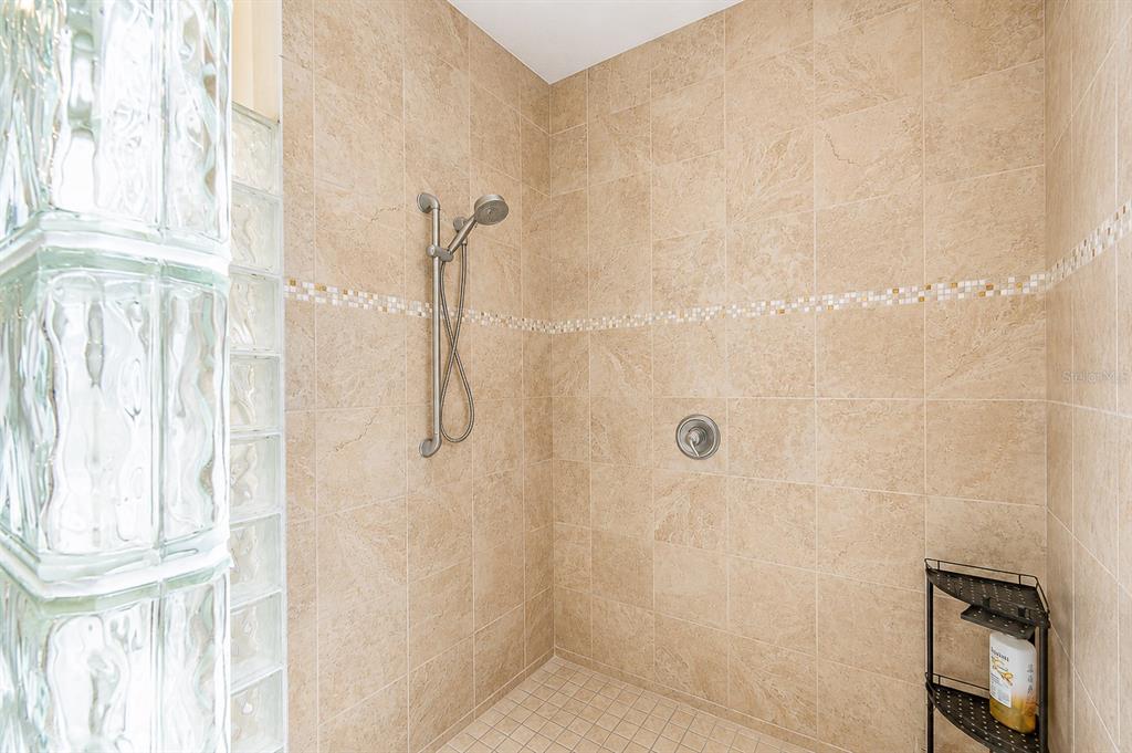 2557 MARBLEHEAD DRIVE