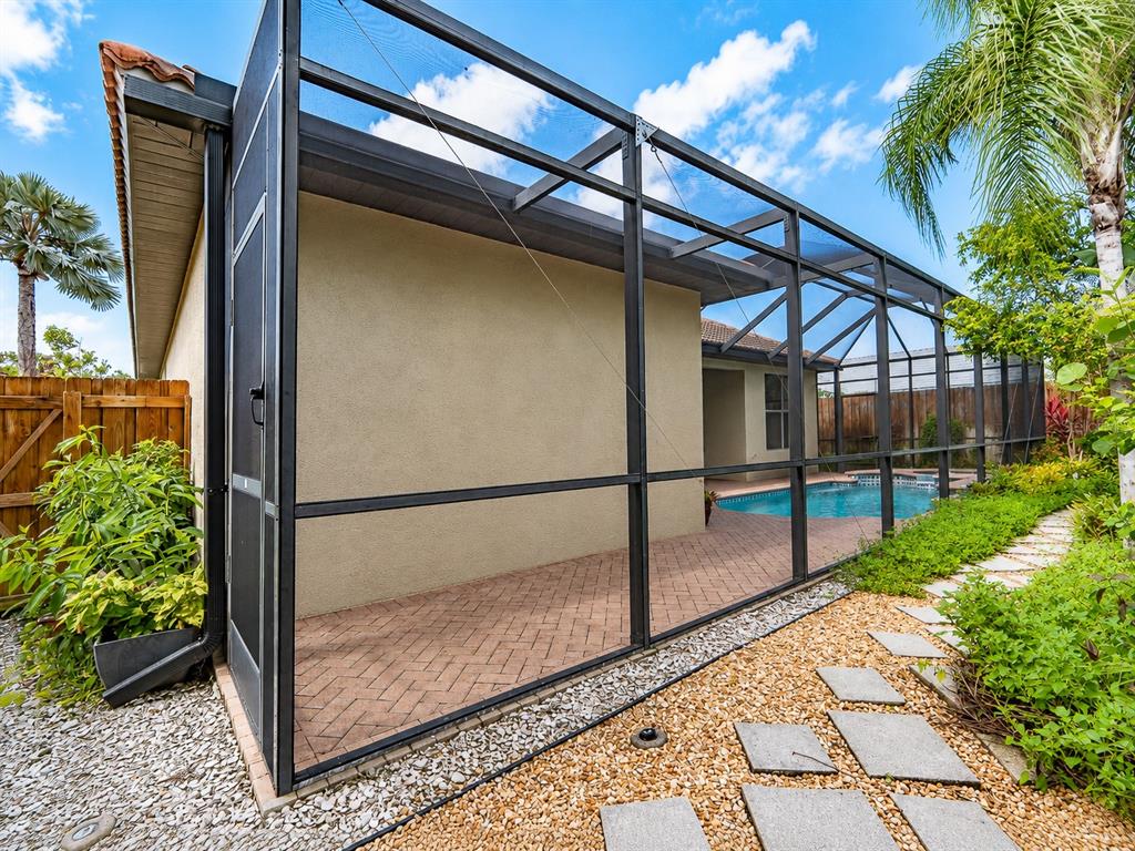 2557 MARBLEHEAD DRIVE