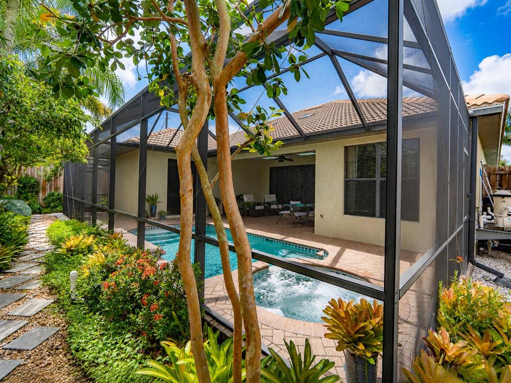 2557 MARBLEHEAD DRIVE