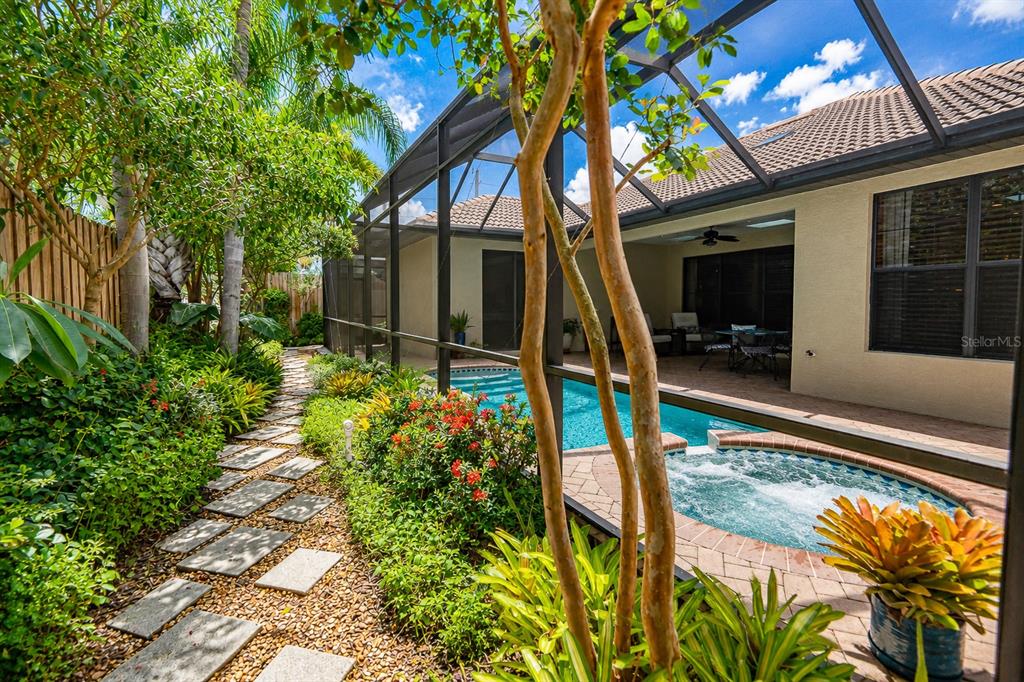 2557 MARBLEHEAD DRIVE