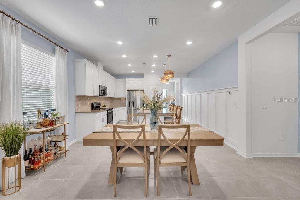 7644 LIVEWELL LANE