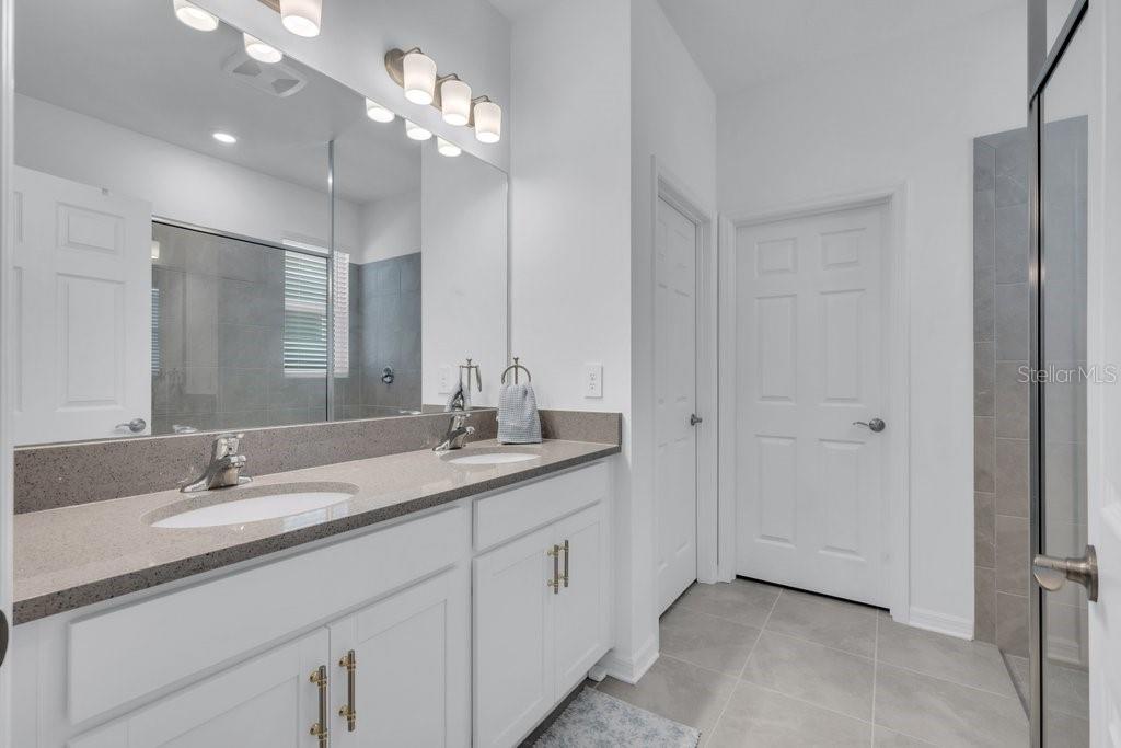 7644 LIVEWELL LANE