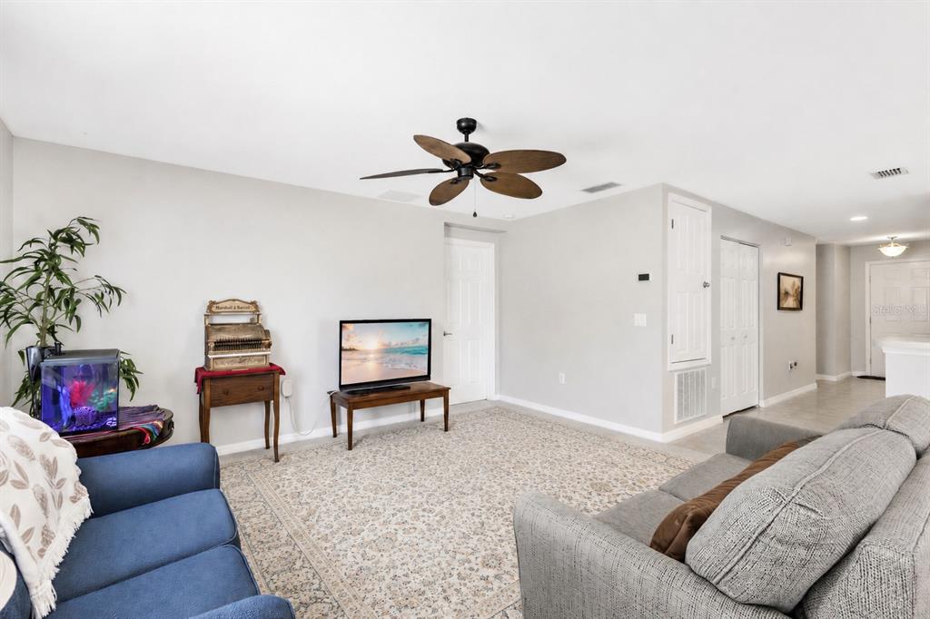 4629 CAVERNS DRIVE gallery image #11