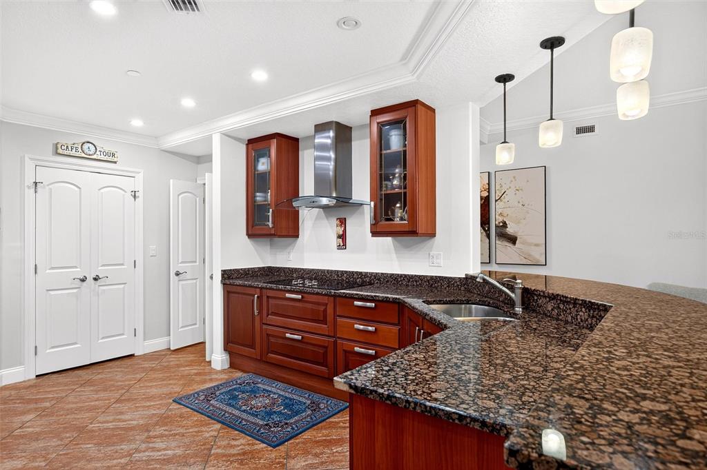 3245 S ATLANTIC AVENUE UNIT 10 gallery image #16