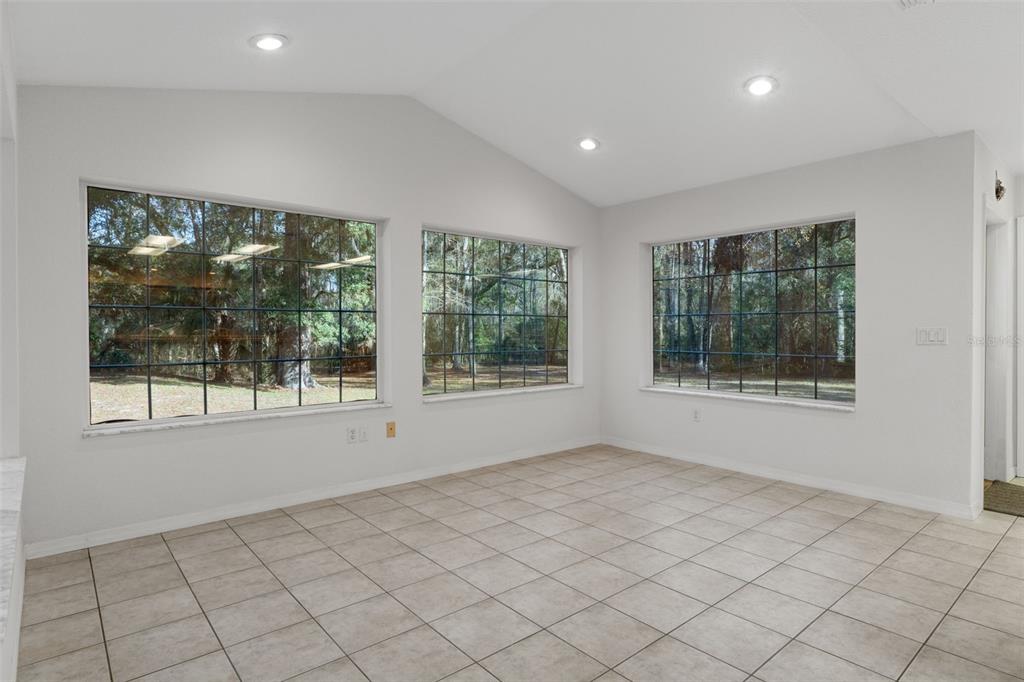 5248 NEFF LAKE ROAD gallery image #46