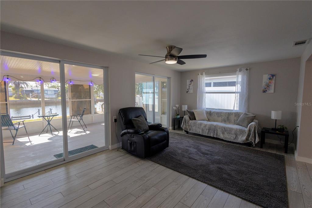 12739 1ST ISLE gallery image #18