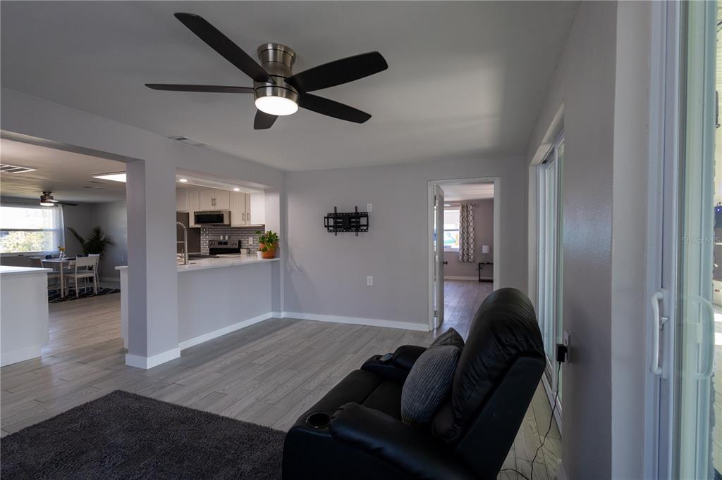 12739 1ST ISLE gallery image #23