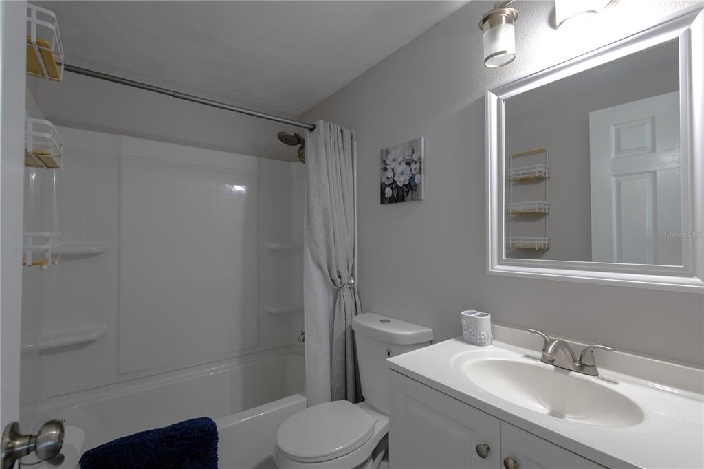 12739 1ST ISLE gallery image #40