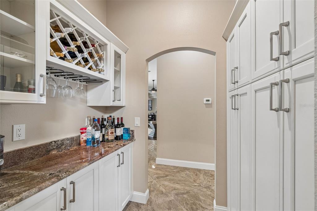 1021 HAGEN DRIVE gallery image #16