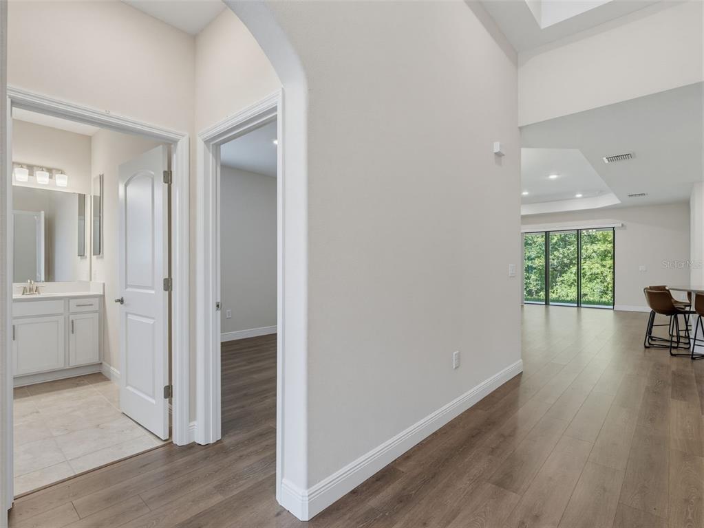 11515 WEAVER HOLLOW ROAD gallery image #10