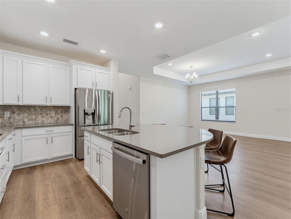 11515 WEAVER HOLLOW ROAD gallery image #26