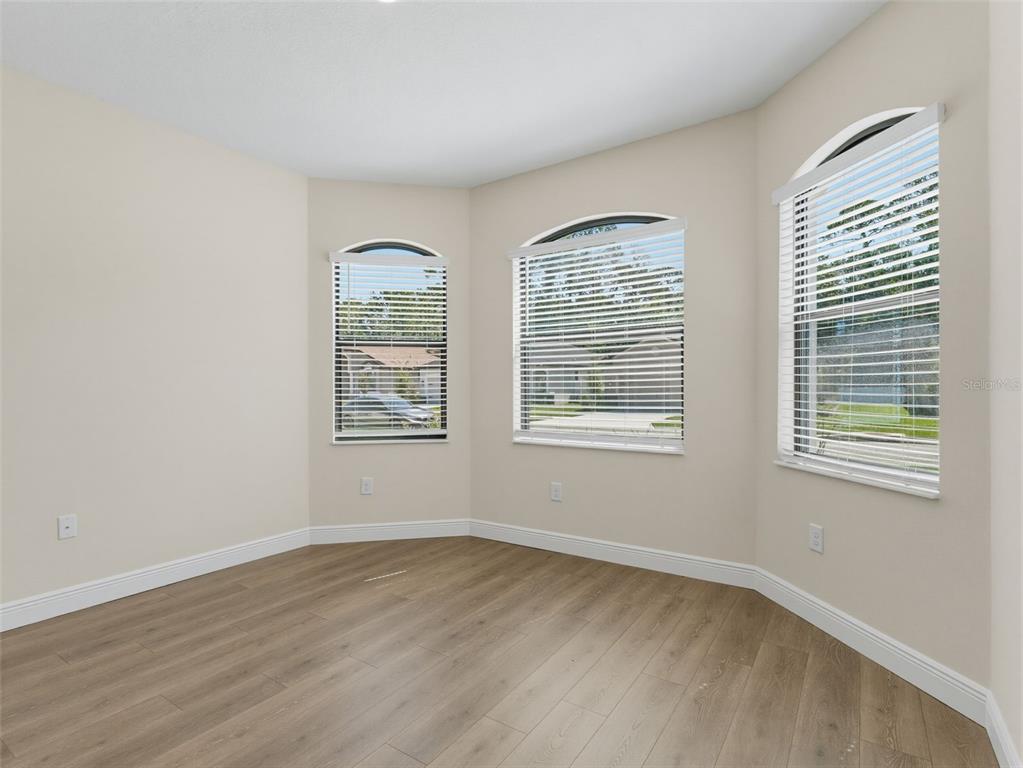 11515 WEAVER HOLLOW ROAD gallery image #29