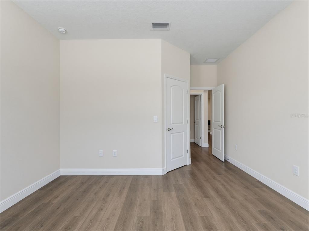 11515 WEAVER HOLLOW ROAD gallery image #30