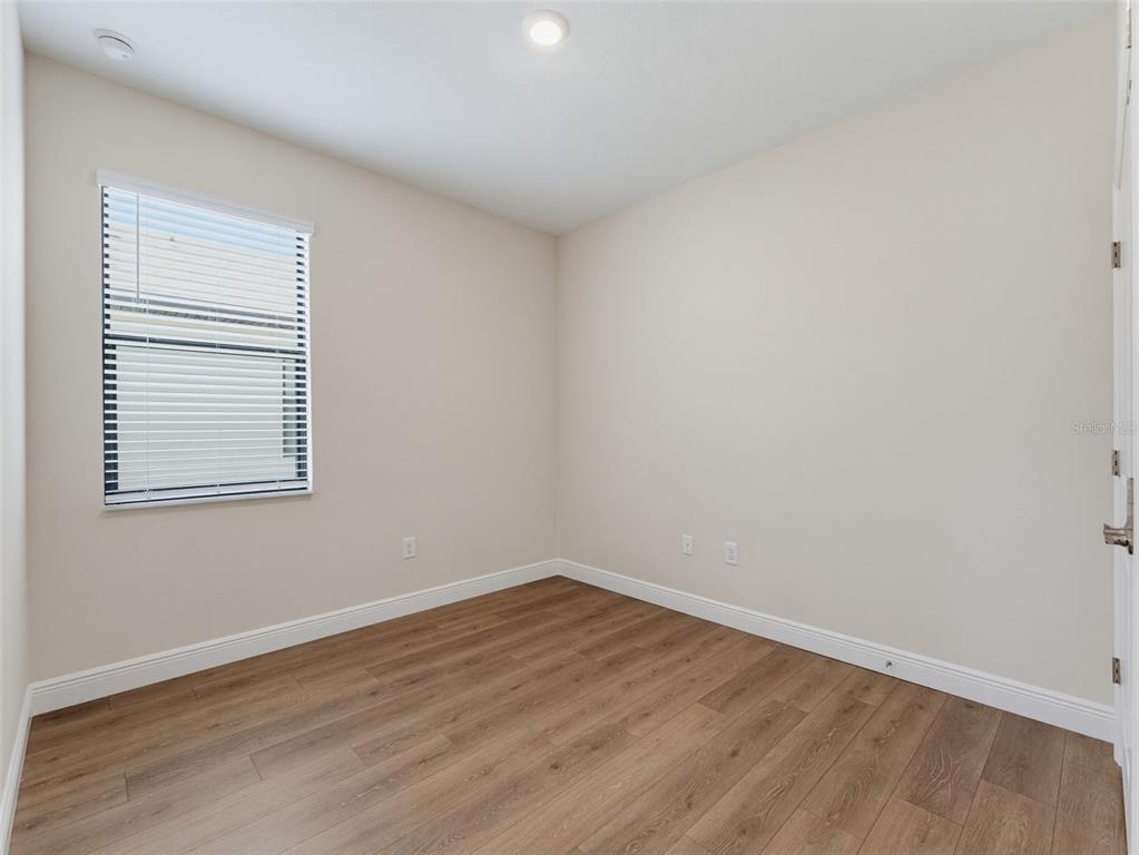 11515 WEAVER HOLLOW ROAD gallery image #33