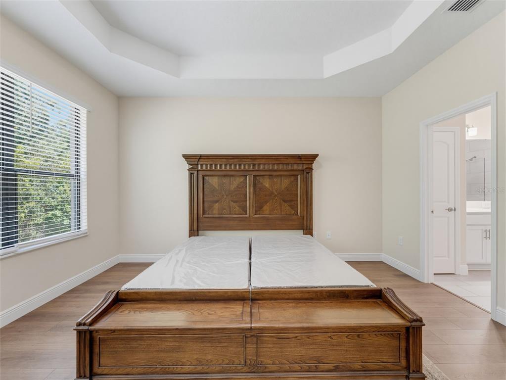 11515 WEAVER HOLLOW ROAD gallery image #47