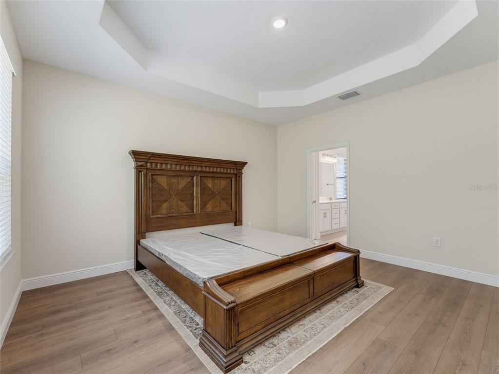 11515 WEAVER HOLLOW ROAD gallery image #48