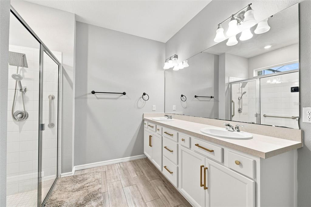 18359 CORTES CREEK BOULEVARD gallery image #13