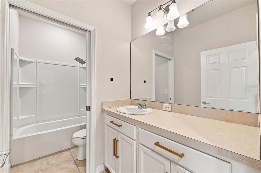 18359 CORTES CREEK BOULEVARD gallery image #15