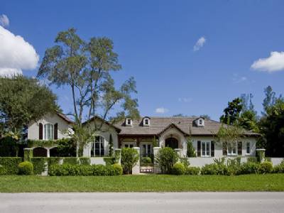 4711 UNIVERSITY DRIVE