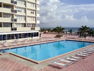 Studios for rent at Decoplage starting at $1,100